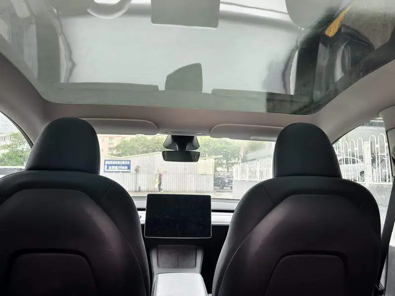 Model Y 2024 rear-wheel drive version — 16