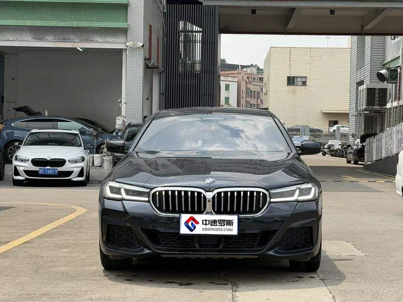 BMW 5 Series 2021 530Li Premium M Sport Package — 2