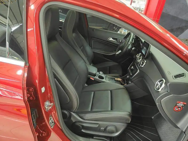 Mercedes-Benz GLA 2018 GLA 200 Dynamic — 11
