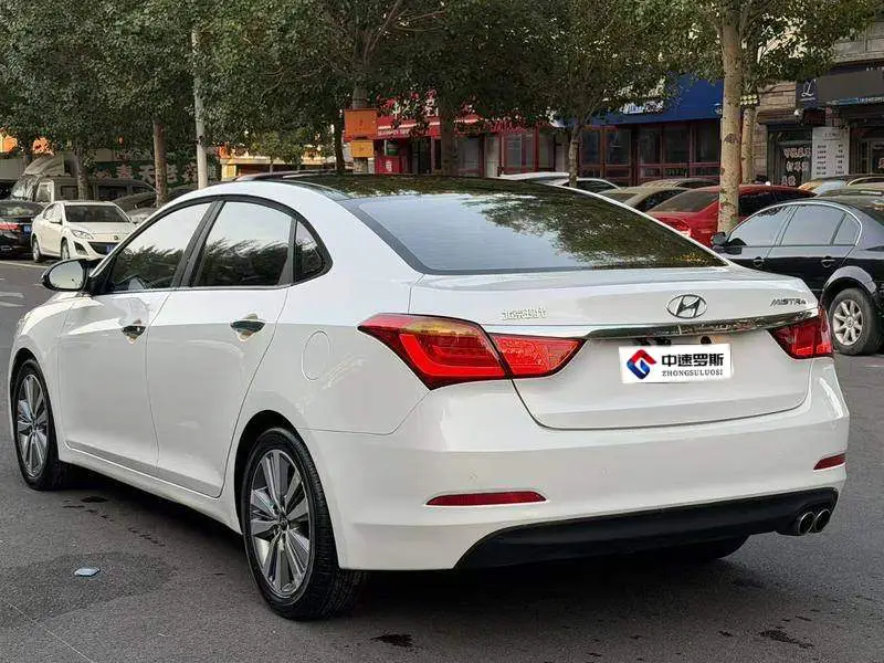 Name map 2014 1.8L Automatic Premium DLX — 4