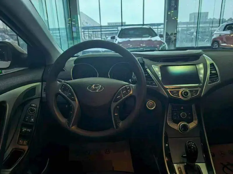 Elantra 2016 1.6L Automatic Intelligent Model — 8