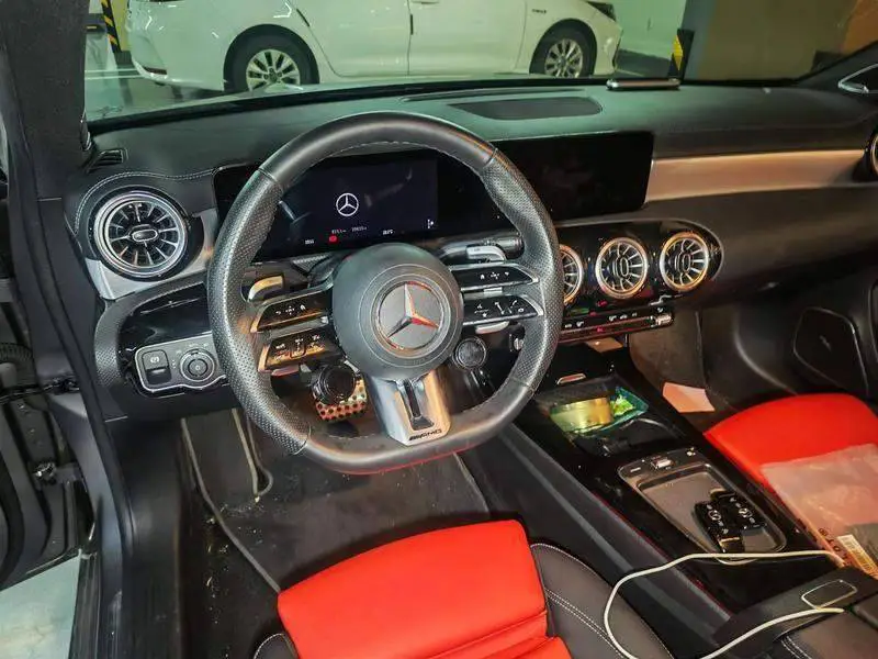Mercedes-Benz A-Class AMG 2024 AMG A 35 L 4MATIC — 9