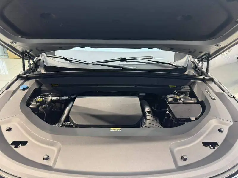Ideal L8 2023 Max — 5