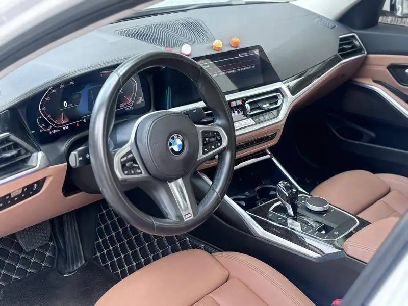 BMW 3 Series 2020 facelift 325Li M Sport Package — 11