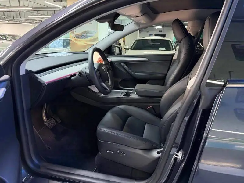 Model Y 2024 rear-wheel drive version — 9