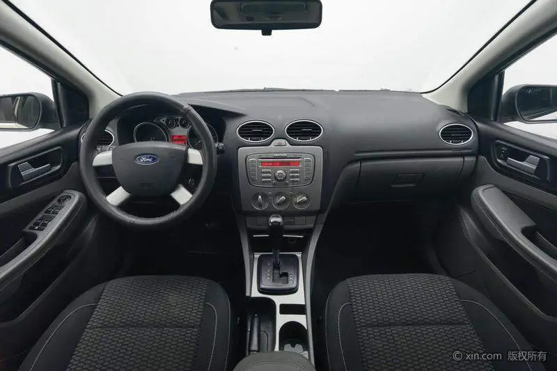 Fox 2013 Hatchback Classic 1.8L Automatic Millionth Anniversary Edition — 15