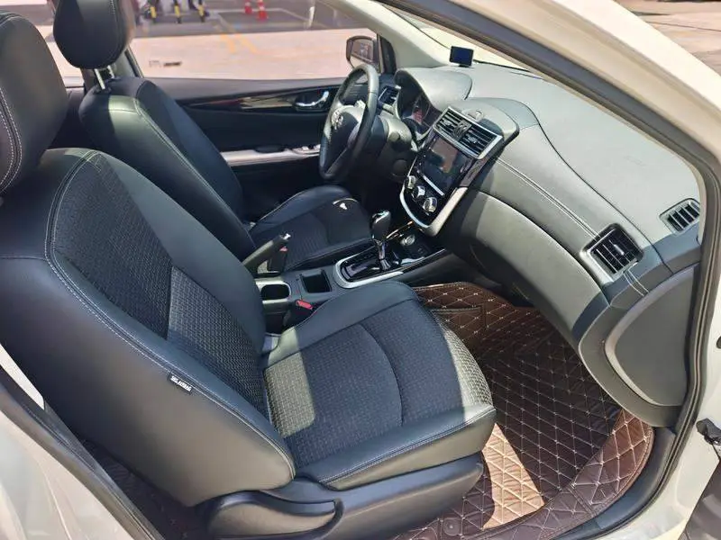 TIIDA 2020 1.6L CVT Smart Edition — 7