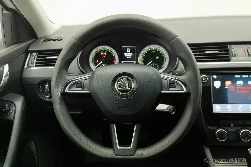 Octavia 2019 1.5L Automatic Luxury Edition — 14