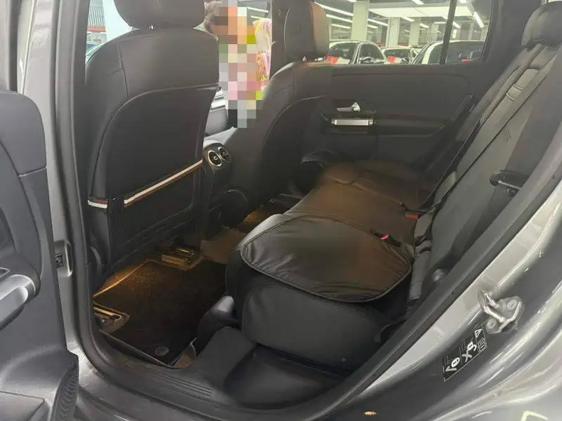 Mercedes-Benz EQB 2022 EQB 260 — 12