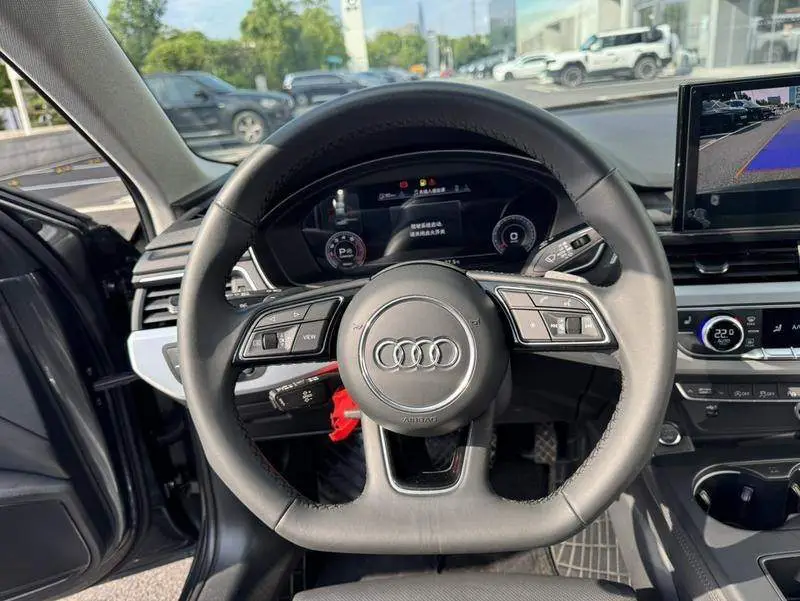 Audi A4L 2022 40 TFSI Luxury Dynamic Edition — 12
