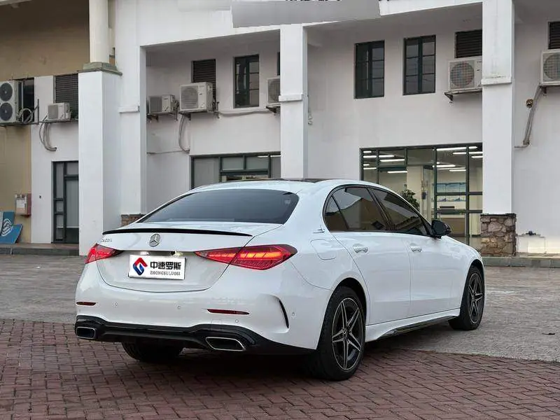 Mercedes-Benz C-Class 2024 C 260 L Night Sport Edition — 6