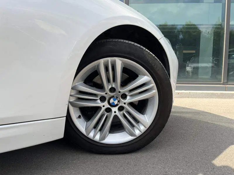 BMW 3 Series 2016 320Li Fashion Edition — 8