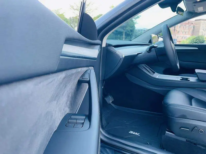 Model Y 2024 rear-wheel drive version — 14