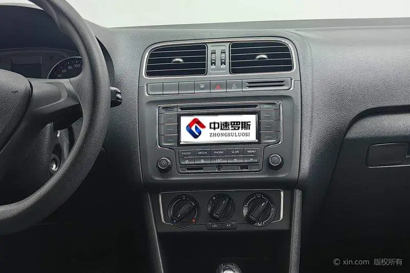 Polo 2014 1.6L Automatic Comfort Edition — 11