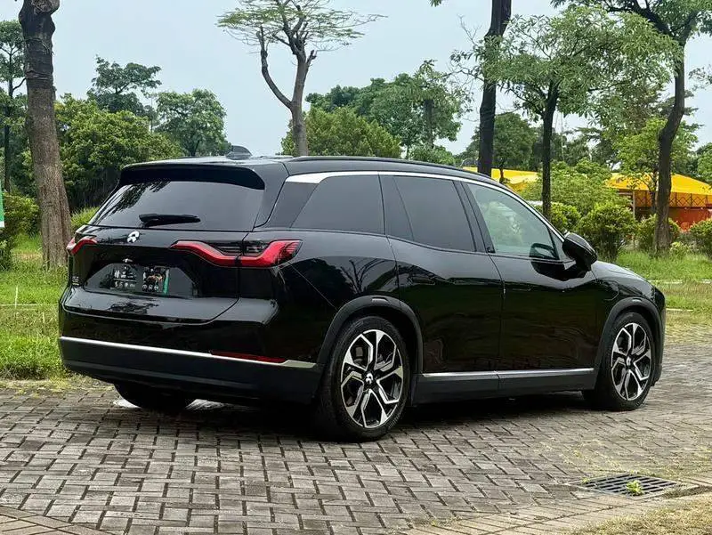 NIO ES8 2020 415KM Signature Edition Six-seat Edition — 6
