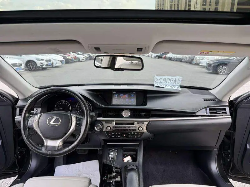 Lexus ES 2013 250 Elegant Edition — 7