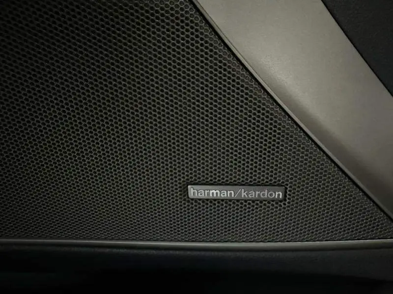 BMW i3 2022 eDrive 35 L — 13