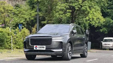 Ideal ONE 2020 Extended Range 6-seater Edition