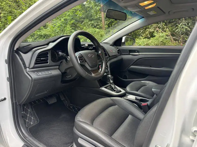 Leading 2019 1.5L CVT Intelligent Elite — 16