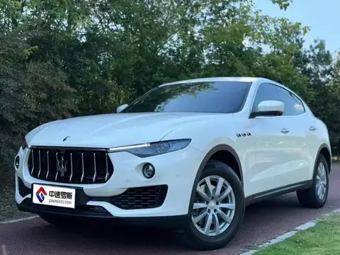 Levante 2018 3.0T Classic Edition