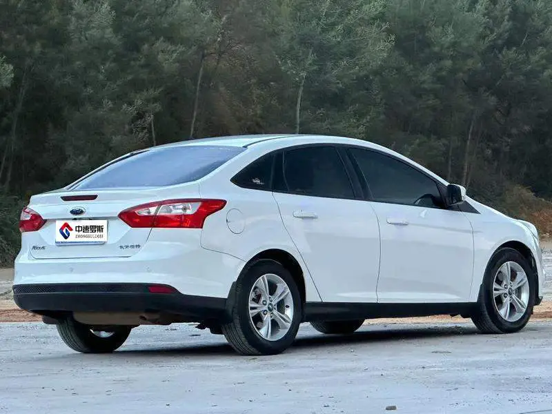 Fox 2012 Sedan 1.6L Automatic Comfort — 5