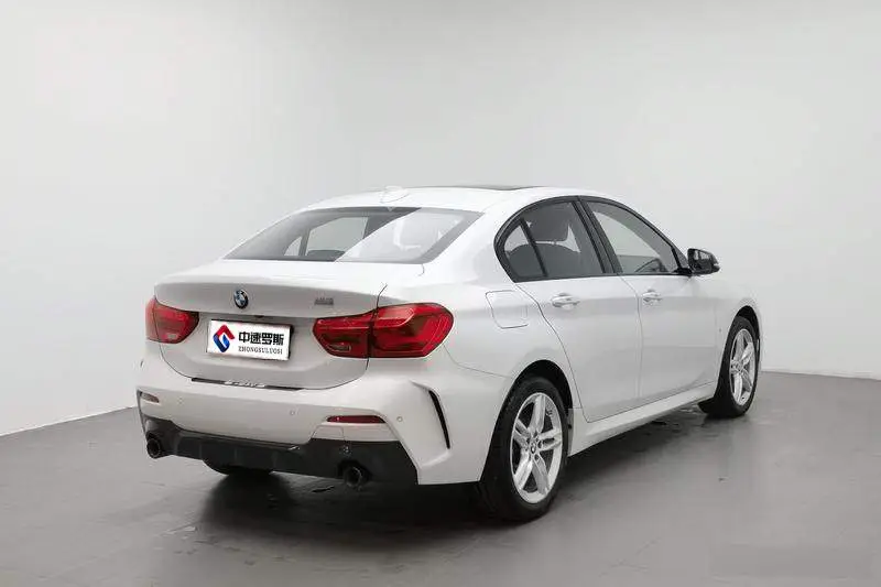BMW 1 Series 2021 facelift 120i M Sport Night Edition — 4