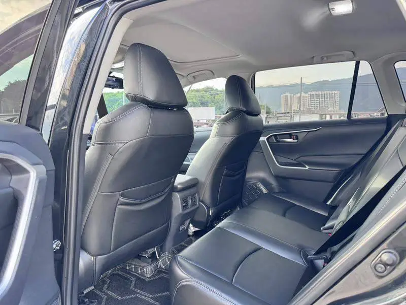 RAV4 Rongfang 2023 2.0L CVT 2WD Fashion Edition — 16