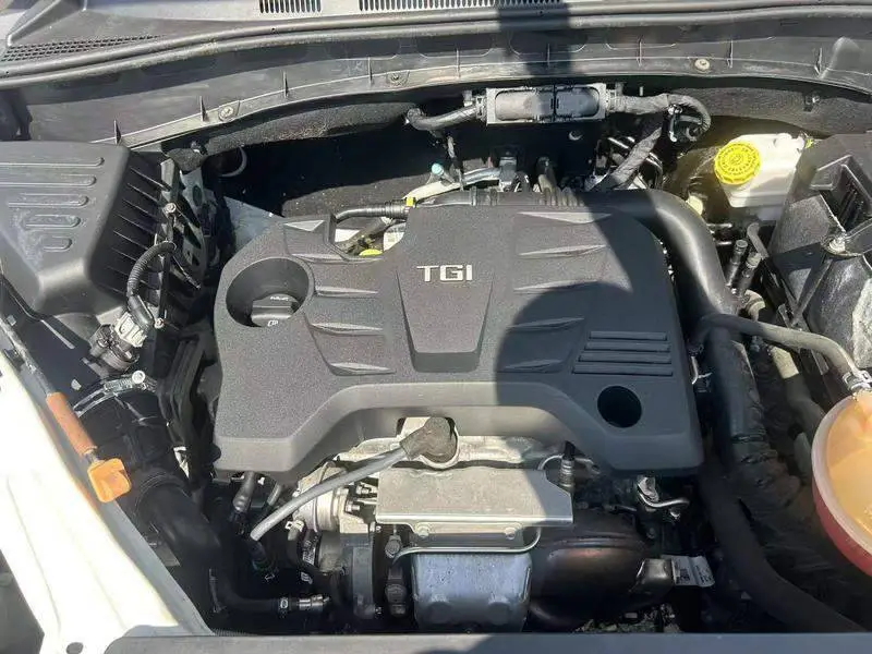 Roewe RX5 2020 20T Automatic 4G Connectivity Beyond Flagship Edition — 5