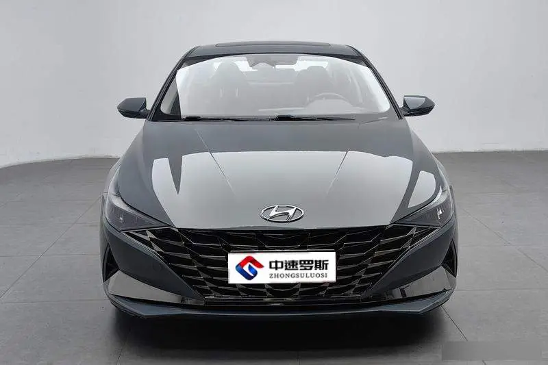 Elantra 2022 1.5L CVT LUX Premium Edition — 2