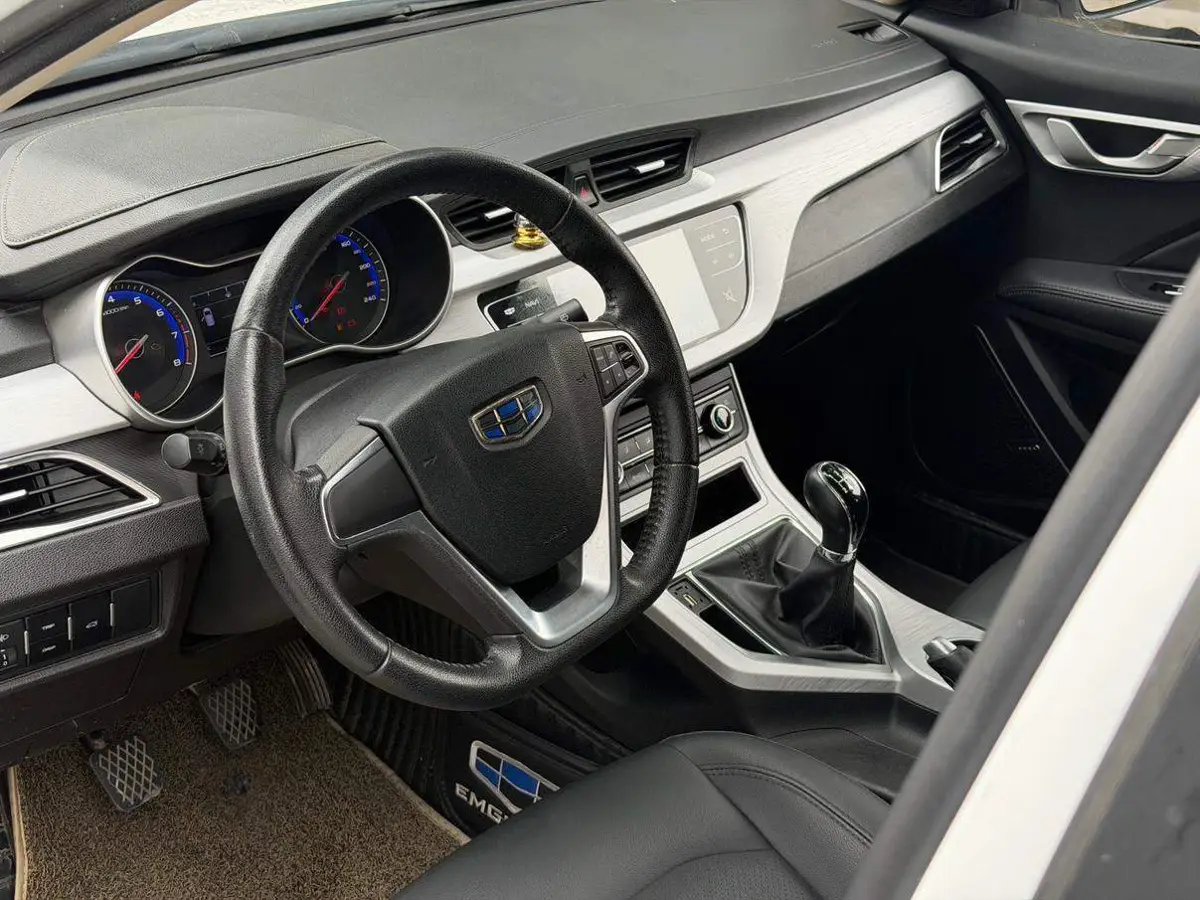 Vision 2019 upgraded version 1.5L manual luxury model National VI — 6