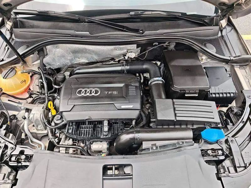 Audi Q3 2018 30th Anniversary Model 35 TFSI Sports — 9