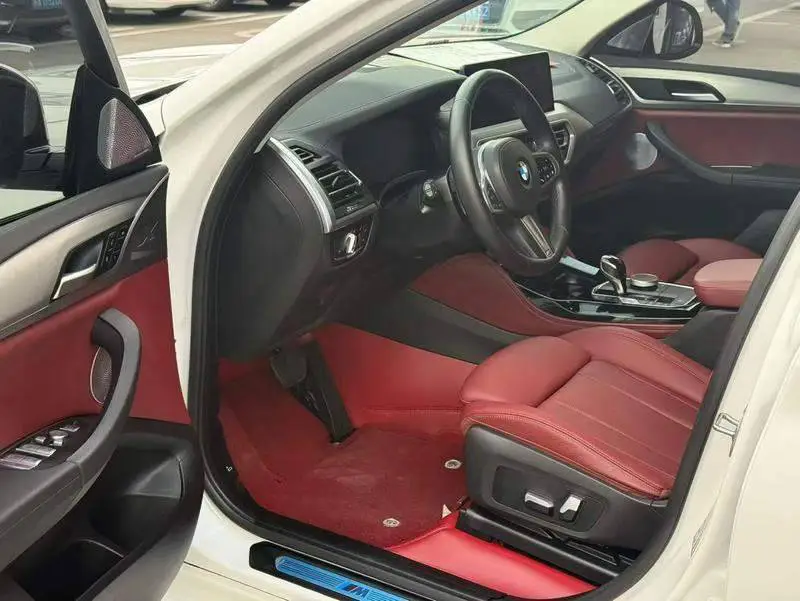 BMW X4 2022 xDrive 25i M Sport Package — 8