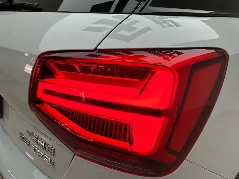 Audi Q2L 2020 35 TFSI Stylish and Dynamic — 8