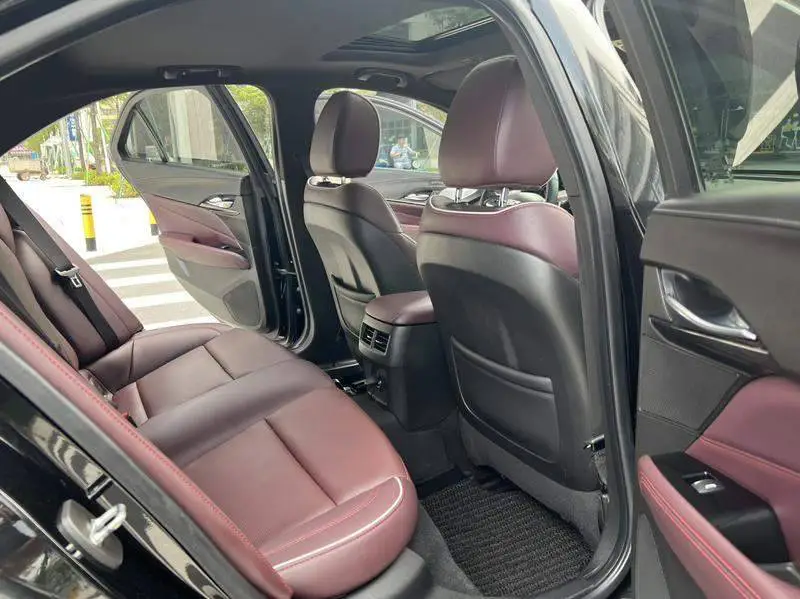 Cadillac CT4 2022 28T Premium — 17