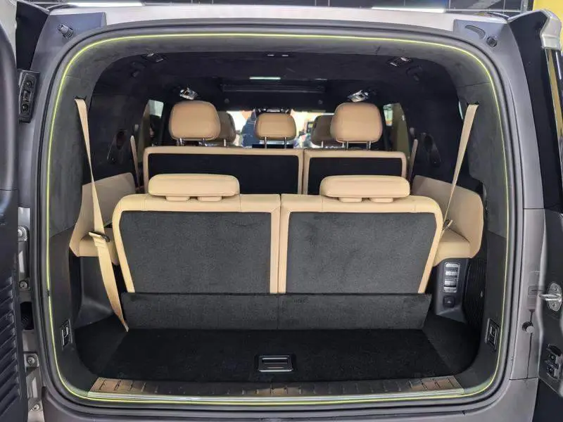 Leopard 8 2025 Smart and Brave Flagship Edition 7 Seaters — 18