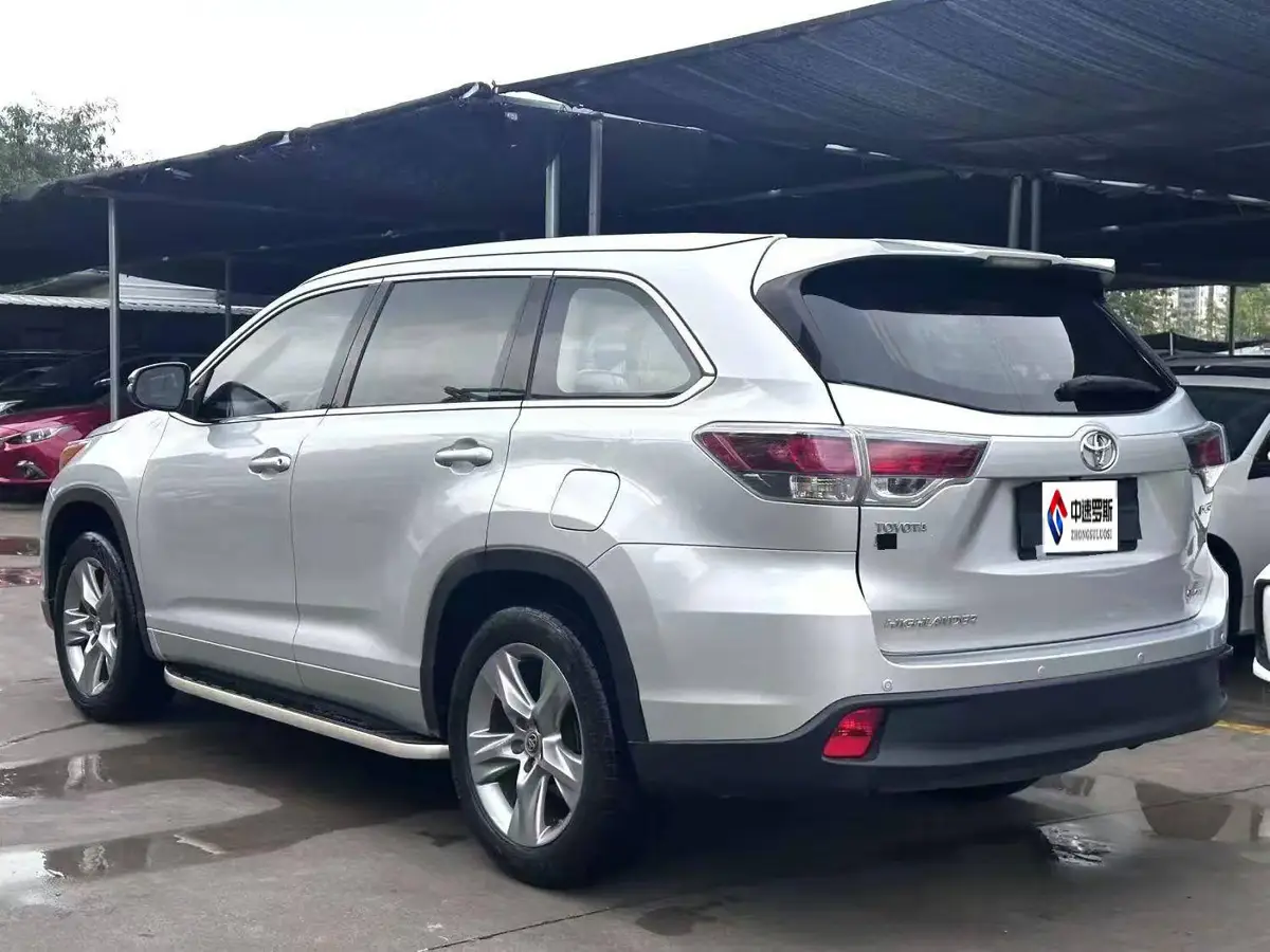 Highlander 2015 2.0T 2WD Luxury Edition 7 Seaters — 4