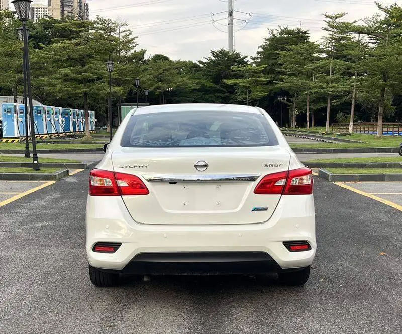 Sylphy 2018 1.6XV CVT Premium Edition — 5