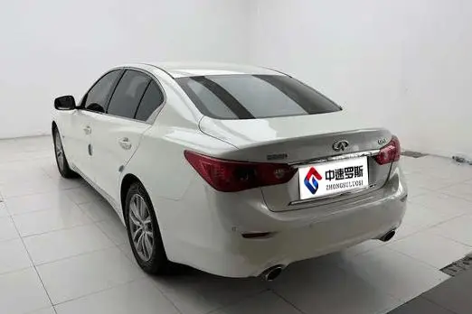 Infiniti Q50L 2016 2.0T Enjoy Edition — 4