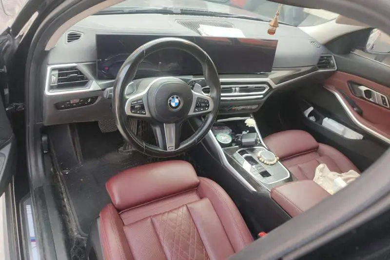 BMW 3 Series 2023 325Li M Sport Package — 12