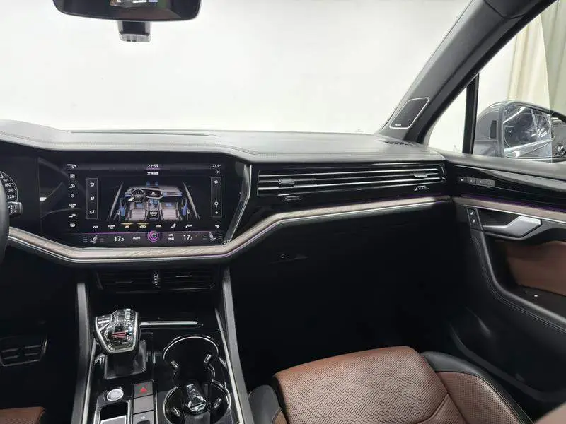Touareg 2019 3.0TSI Smart Edition National V — 15