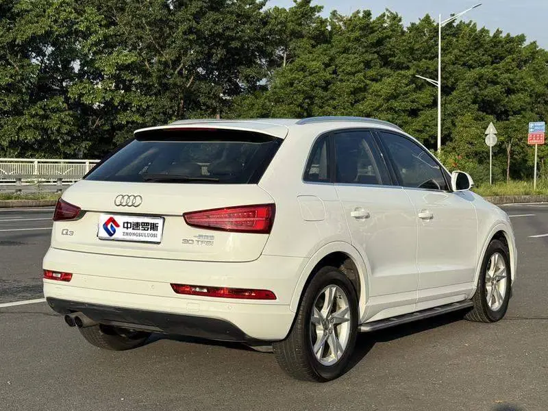 Audi Q3 2018 30th Anniversary Model 30 TFSI Fashion Model — 6