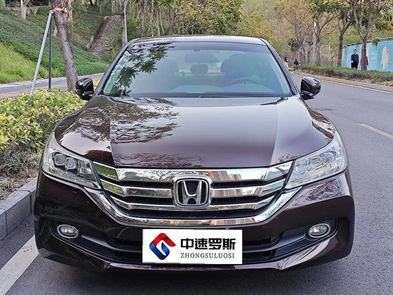 Accord 2014 2.4L EXN Luxury Navigation Edition — 2