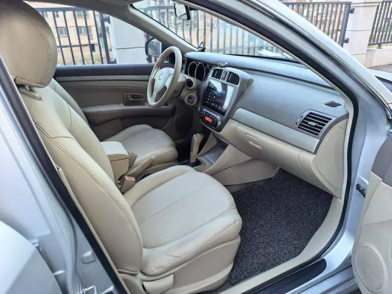 Sylphy 2012 Classic 1.6XE Automatic Comfort Edition — 7