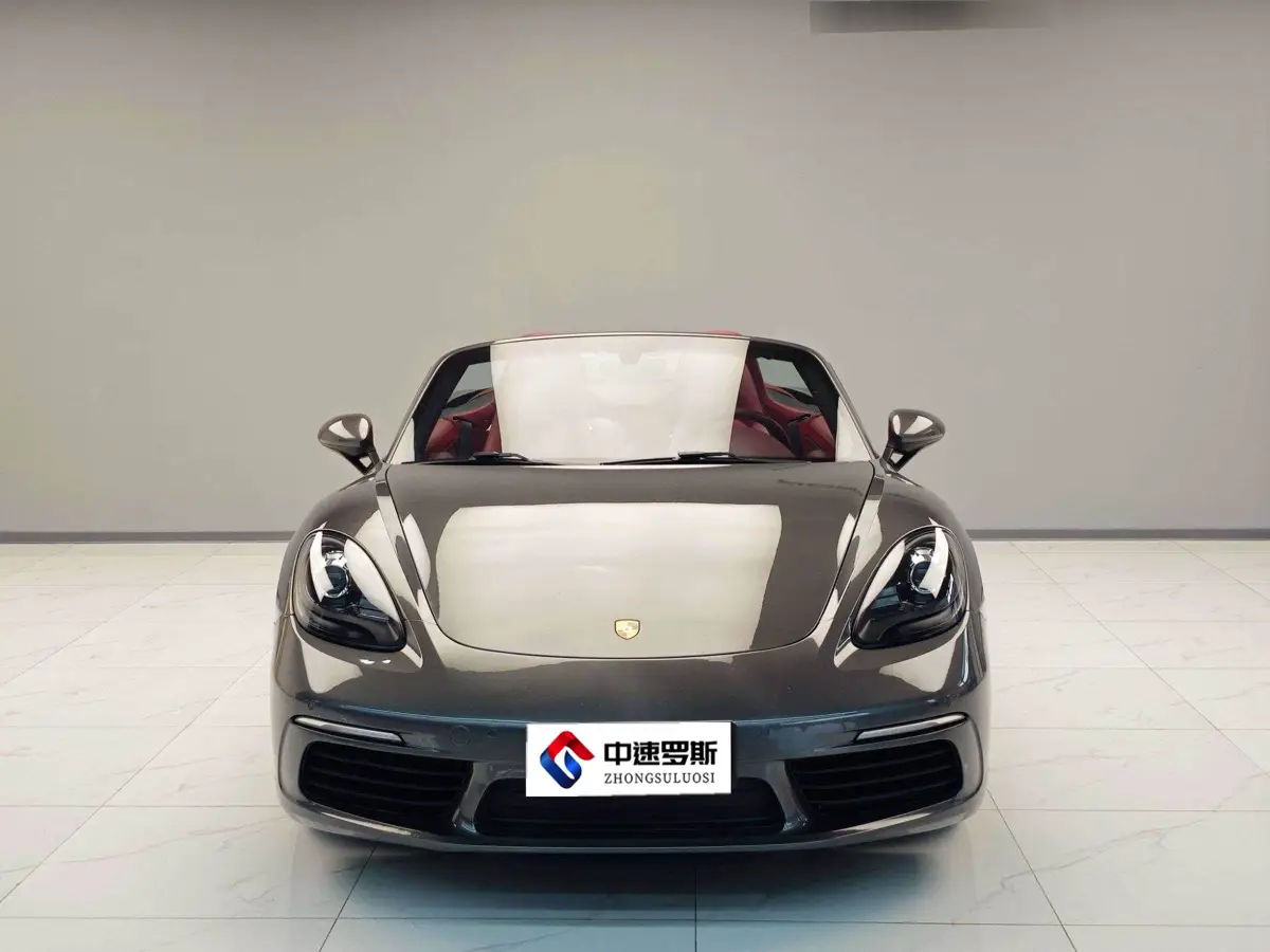 Porsche 718 2020 Boxster 2.0T — 2
