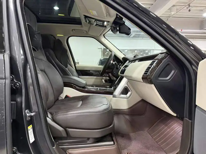 Range Rover 2021 3.0 L6 Classic Edition — 18