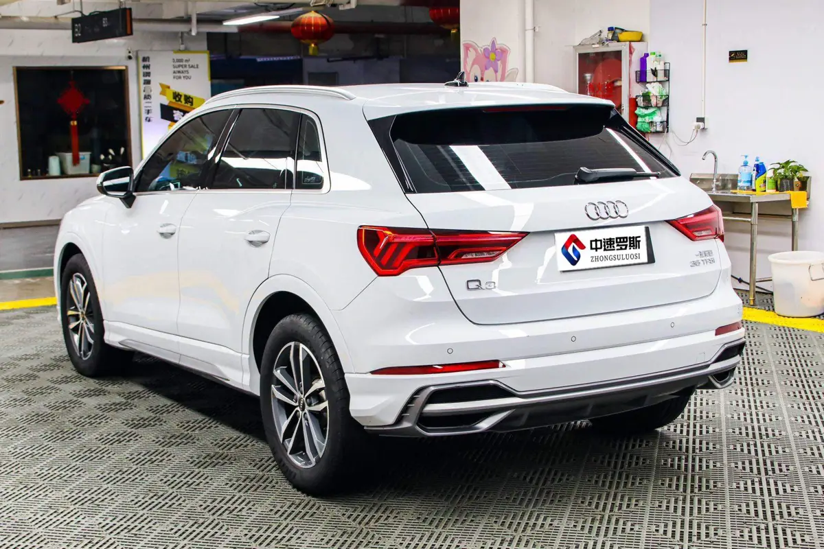 Audi Q3 2022 35 TFSI Progressive Dynamic Edition — 4