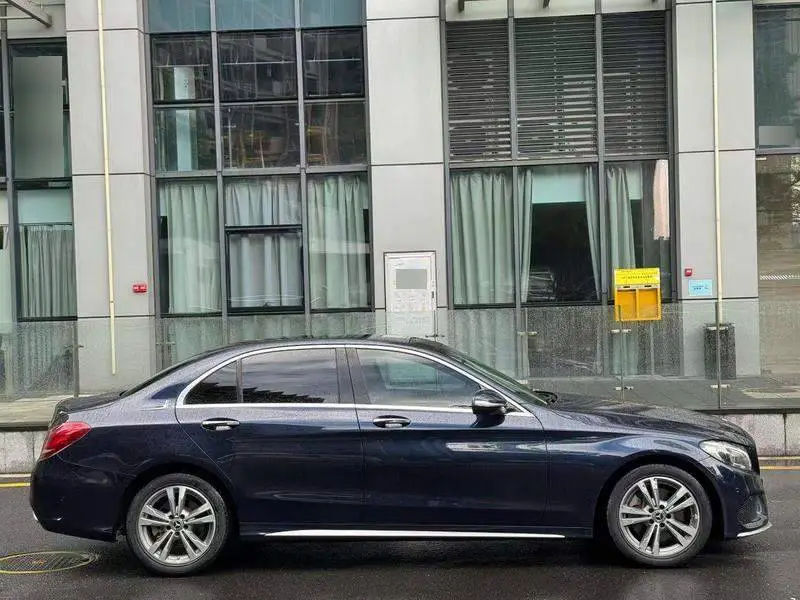 Mercedes-Benz C-Class 2018 C 200 L Sports Edition — 5