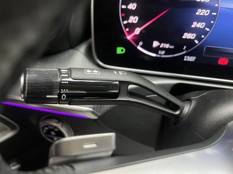 Mercedes-Benz C-Class 2023 C 260 L Sport — 19