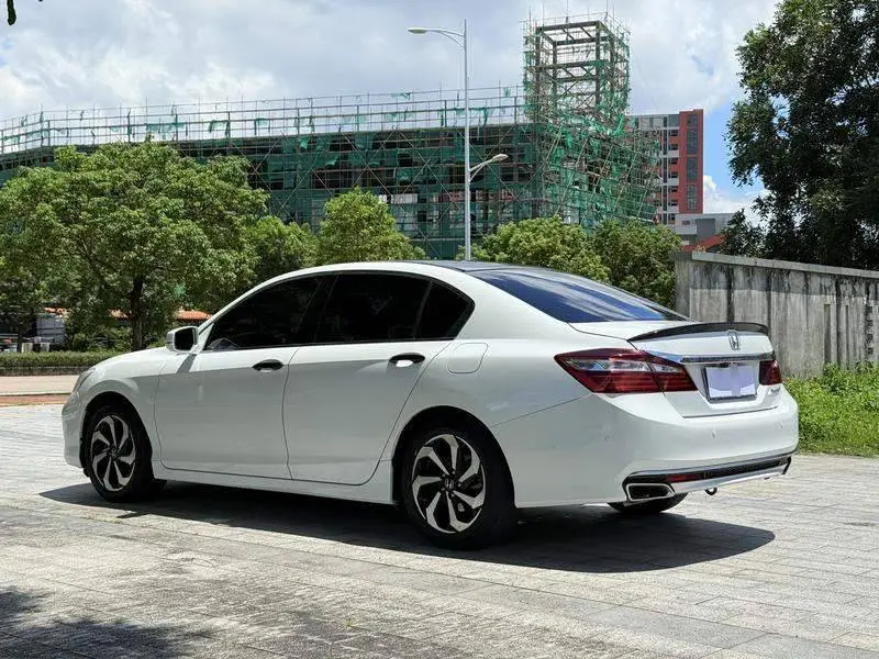 Accord 2016 2.4L Comfort Edition — 5