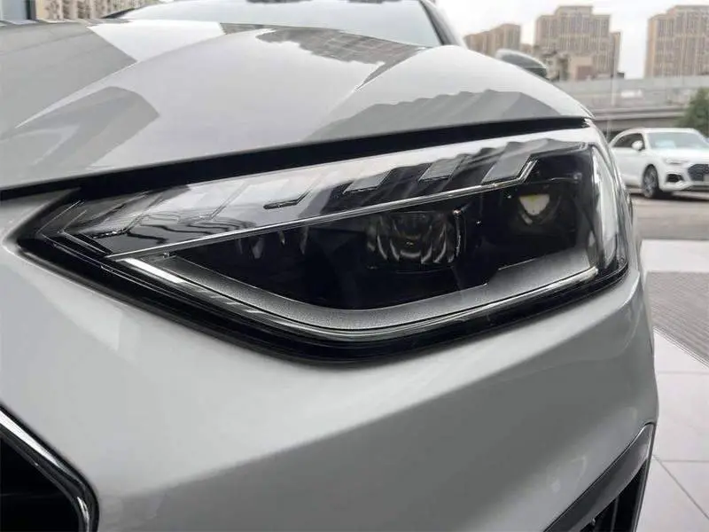 Audi A4L 2020 40 TFSI quattro Luxury Dynamic Edition — 7